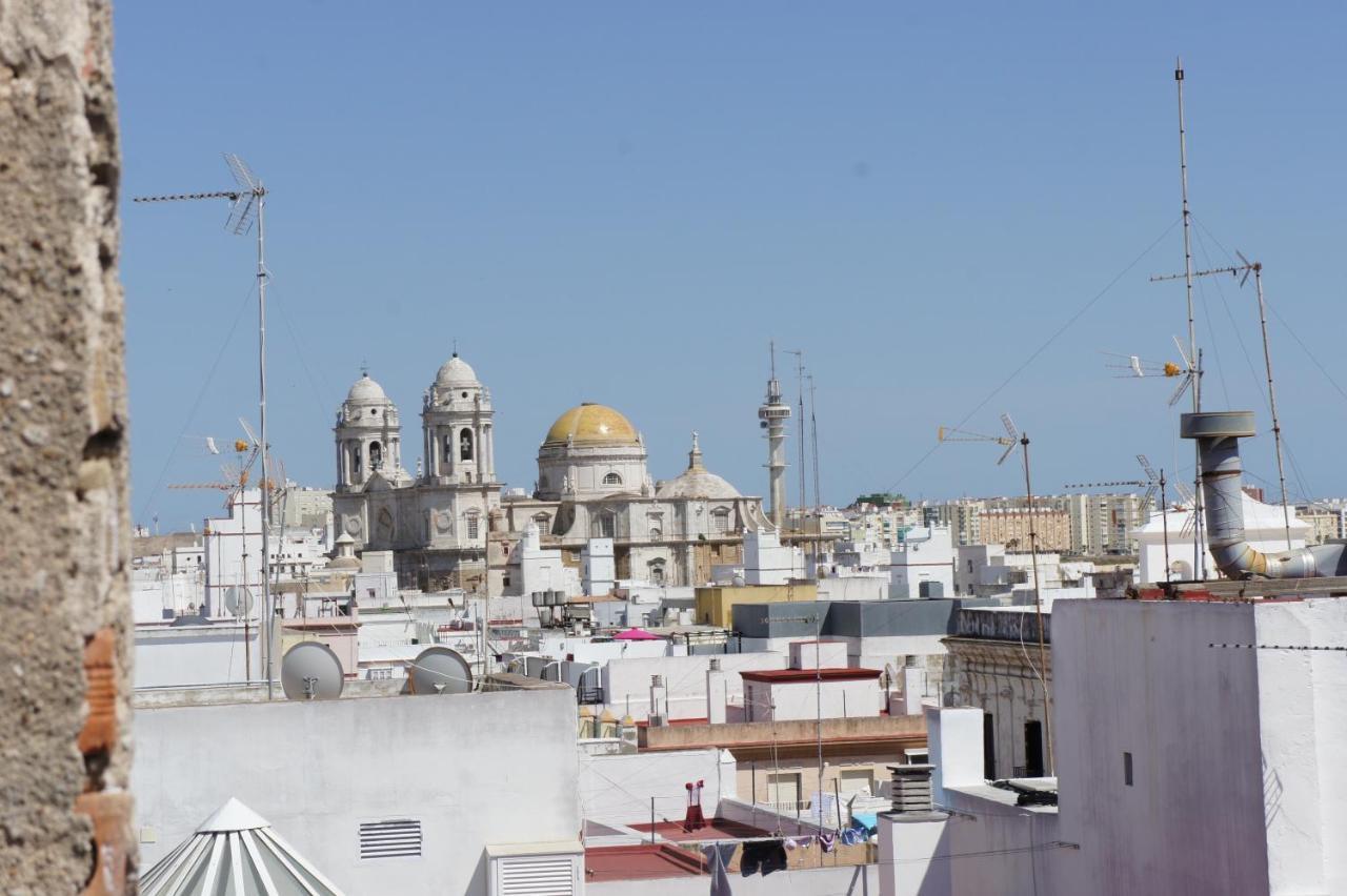 Apartamento Muy Bien Situado En El Centro De Cadiz Y Al Lado De La Playa Exterior foto